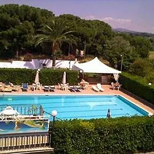 One Park 3*, Marino Italia