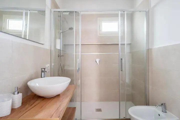 B&B Affittacamere Via Del Centro La Maddalena  Italy